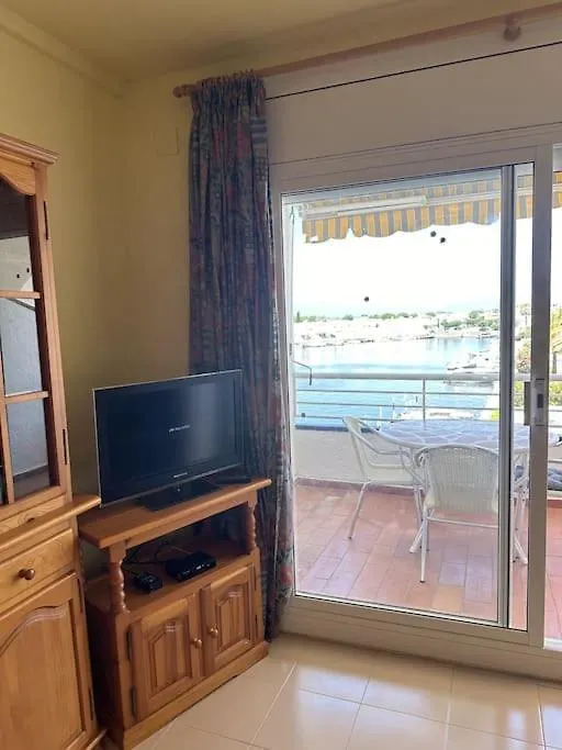 Apartamento En El Canal De Empuriabrava III إسبانيا